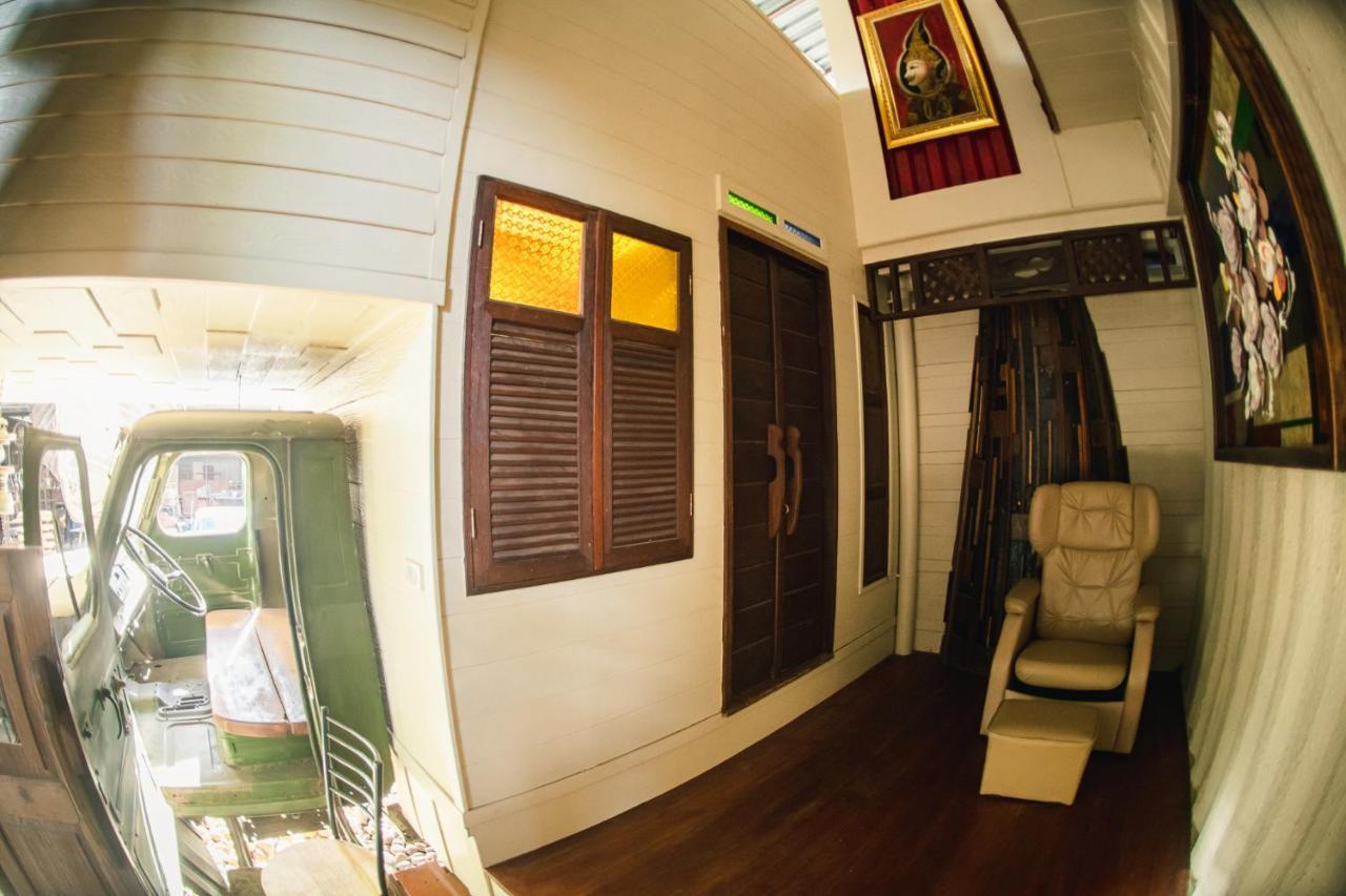 Suankaew​ Art​ Hostel​ Чонбури Экстерьер фото