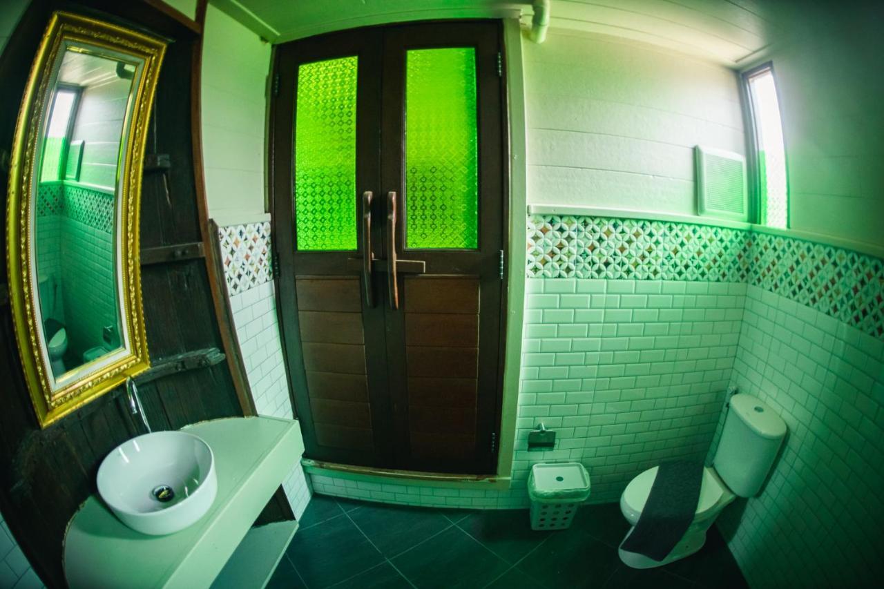 Suankaew​ Art​ Hostel​ Чонбури Экстерьер фото